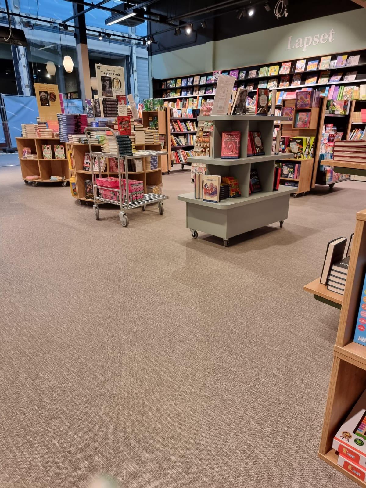 kirjakauppa-3